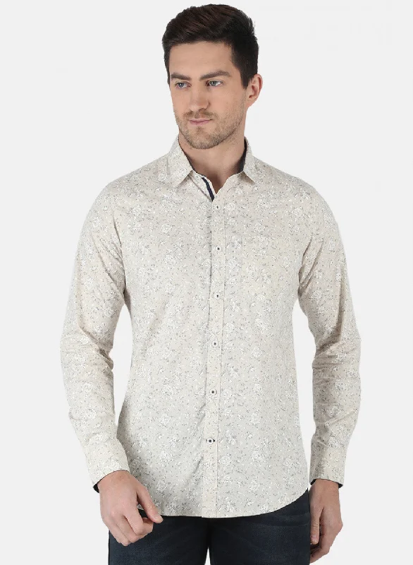 Plus Size Men's Striped Chambray Casual Shirts with a Spread Collar for a Preppy AppearanceMen Beige Printed Shirt Plus Size Men's Striped Chambray Casual Shirts with a Spread Collar for a Preppy AppearanceMen Beige Printed Shirt