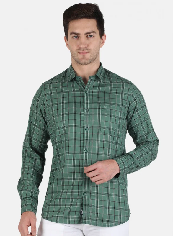 Plus Size Men's Striped Chambray Casual Shirts with a Spread Collar for a Preppy AppearanceMen Green Check Shirt Plus Size Men's Striped Chambray Casual Shirts with a Spread Collar for a Preppy AppearanceMen Green Check Shirt