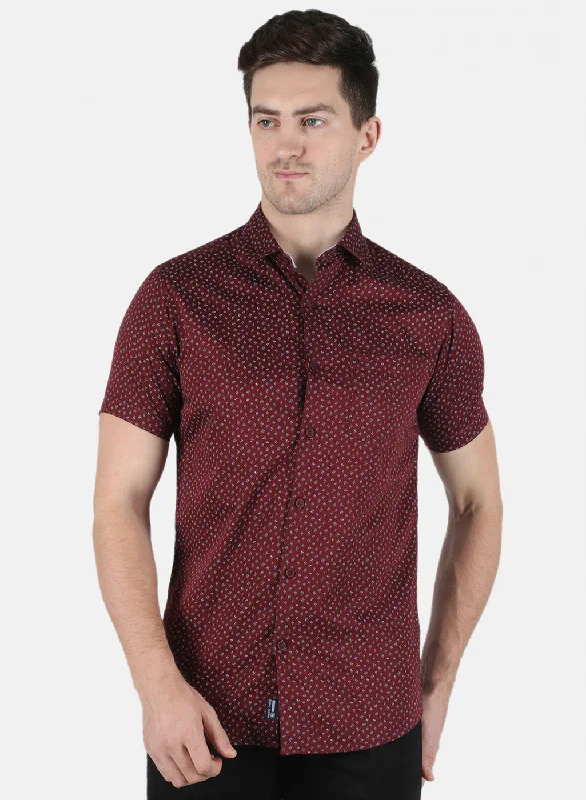 Men's Graphic - Printed Casual Shirts with Pop - Culture References for a Fun and Stylish LookMen Maroon Printed Shirt Men's Graphic - Printed Casual Shirts with Pop - Culture References for a Fun and Stylish LookMen Maroon Printed Shirt