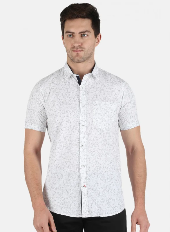Men's Distressed Denim Casual Shirts with Frayed Edges for a Trendy and Rugged LookMen White Printed Shirt Men's Distressed Denim Casual Shirts with Frayed Edges for a Trendy and Rugged LookMen White Printed Shirt