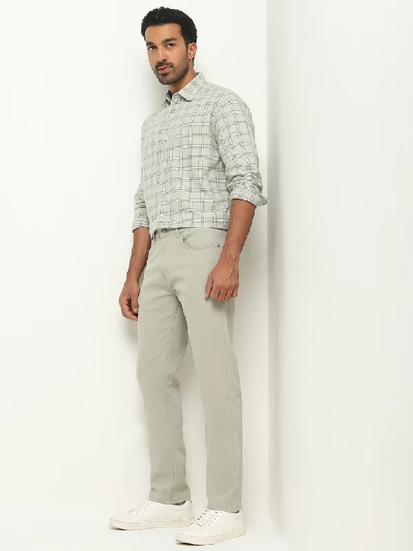 Men's Jeans with a Cargo - Inspired Knee Pocket for Extra StorageAscot Light Sage Relaxed - Fit Mid - Rise Jeans