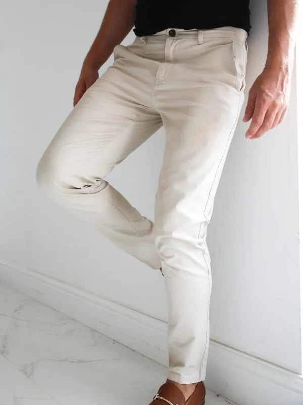 Men's Cargo Jeans with Multiple Pockets for a Practical and Outdoor - Friendly LookStretch Chinos - Tan