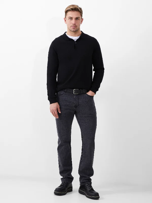 Men's Jeans with a Frayed Hem for a Casual and Effortless StyleDenim Jeans