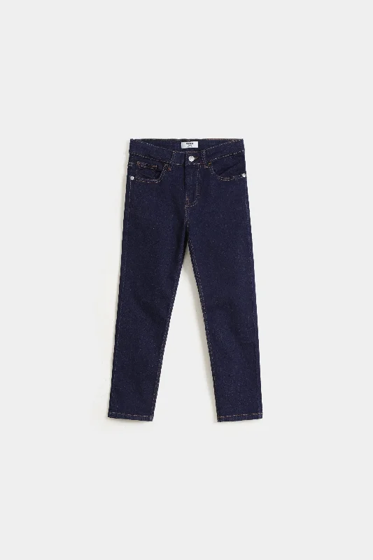 Men's Stretch Jeans with a Moisture - Wicking Lining for Active LifestylesSlim Fit Jeans