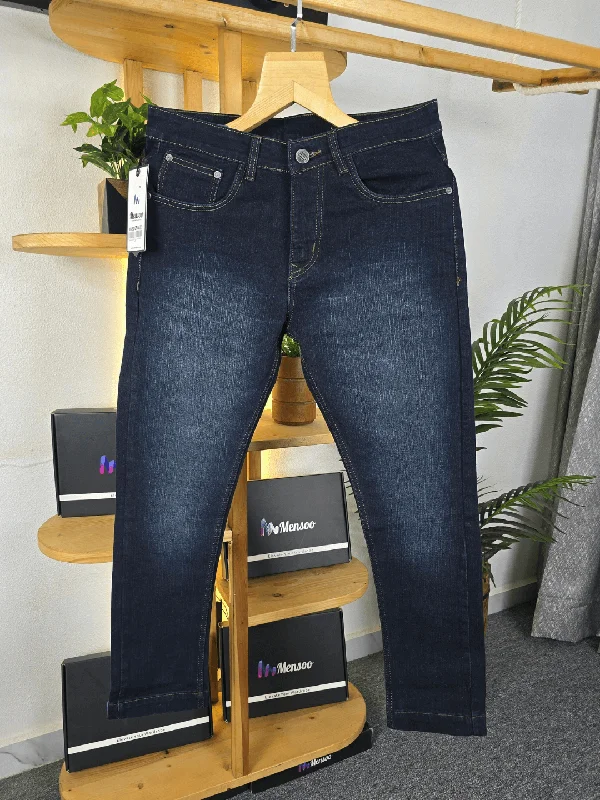 Men's Jeans with a Frayed Hem for a Casual and Effortless StyleGreen wash narrow fits as it gets Jeans