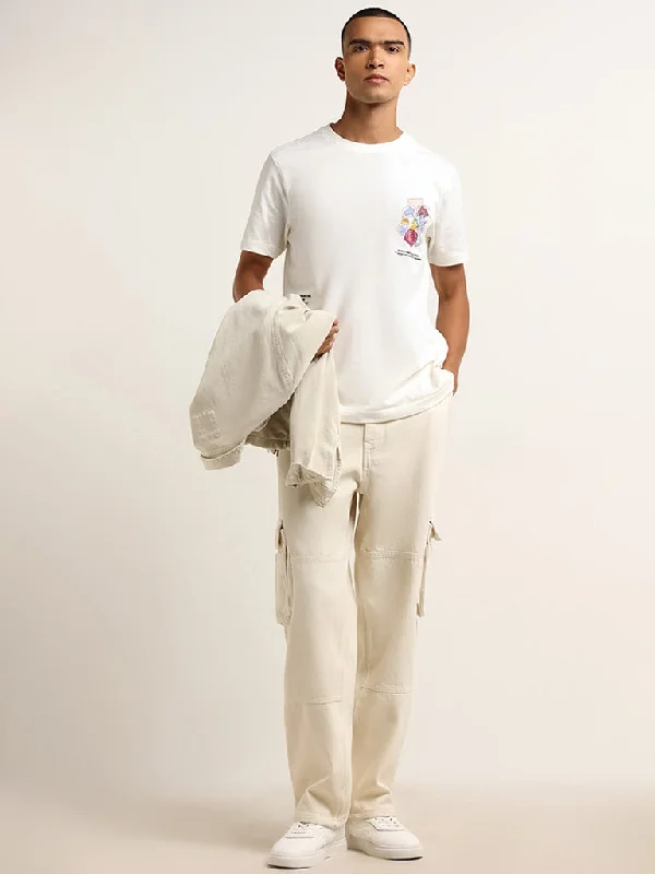 Plus Size Men's Relaxed Fit Jeans with a Faded Wash for a Vintage - Inspired LookNuon Off-White Cargo-Style Mid Rise Relaxed Fit Jeans Plus Size Men's Relaxed Fit Jeans with a Faded Wash for a Vintage - Inspired LookNuon Off-White Cargo-Style Mid Rise Relaxed Fit Jeans