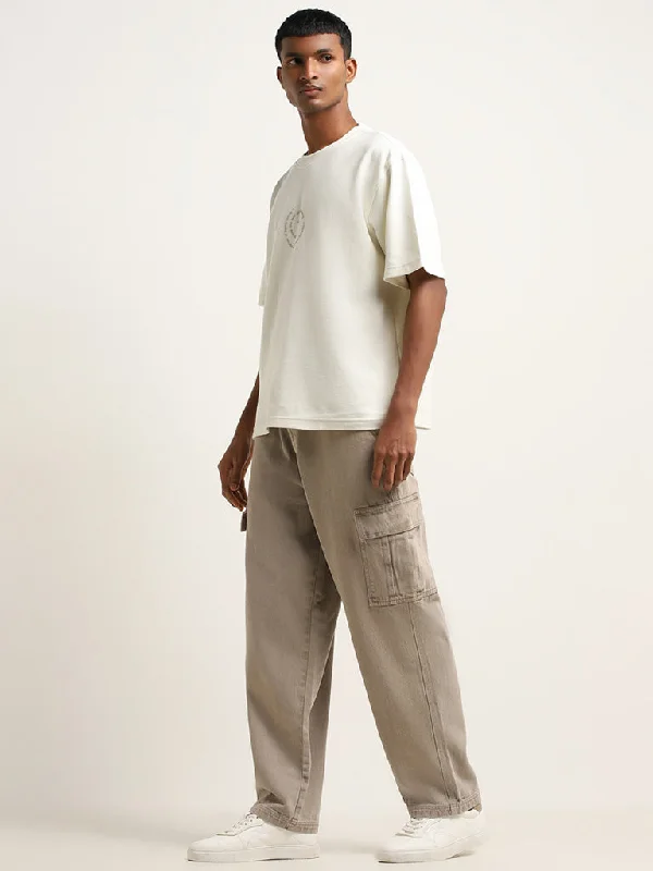 Men's High - Waisted Jeans in a Medium Wash for a Vintage - Style RevivalNuon Taupe Relaxed Fit High - Rise Jeans Men's High - Waisted Jeans in a Medium Wash for a Vintage - Style RevivalNuon Taupe Relaxed Fit High - Rise Jeans