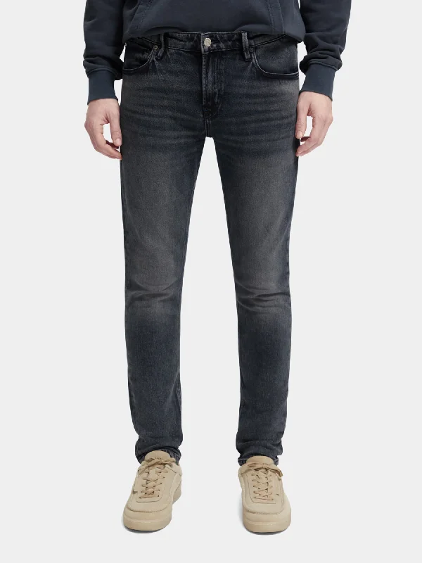 Plus Size Men's Relaxed Fit Jeans with a Faded Wash for a Vintage - Inspired LookSkim super-slim-fit jeans - Evolution