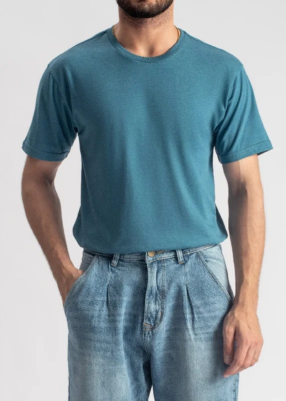 Men's Jeans with an Elastic Waistband for Ultimate ComfortBasic T-Shirt Blue