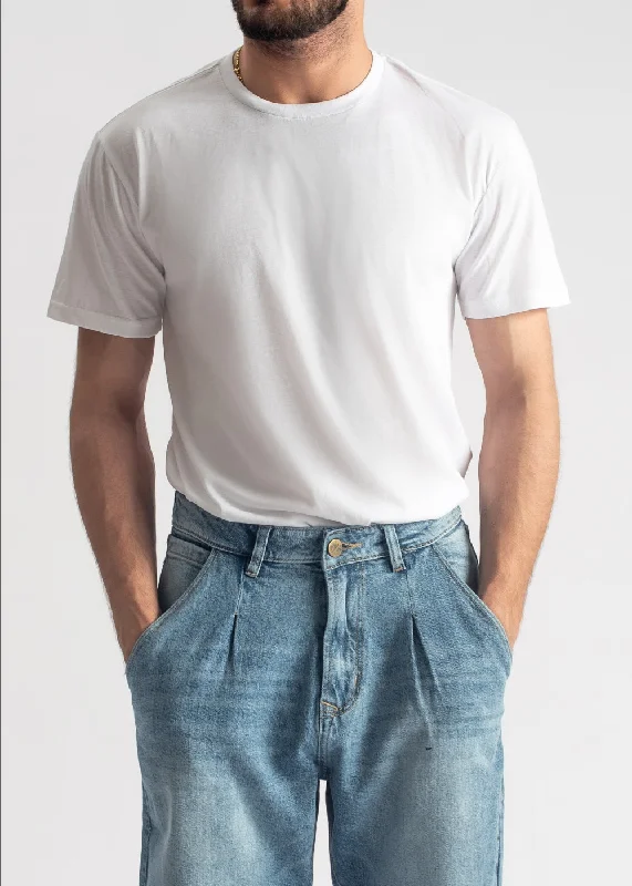 Men's Stretch Jeans with a Moisture - Wicking Lining for Active LifestylesBasic T-Shirt White Men's Stretch Jeans with a Moisture - Wicking Lining for Active LifestylesBasic T-Shirt White