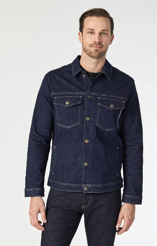 Men's Cargo Jeans with Multiple Pockets for a Practical and Outdoor - Friendly LookLORAN JACKET IN RINSE ORGANIC SELVEDGE Men's Cargo Jeans with Multiple Pockets for a Practical and Outdoor - Friendly LookLORAN JACKET IN RINSE ORGANIC SELVEDGE