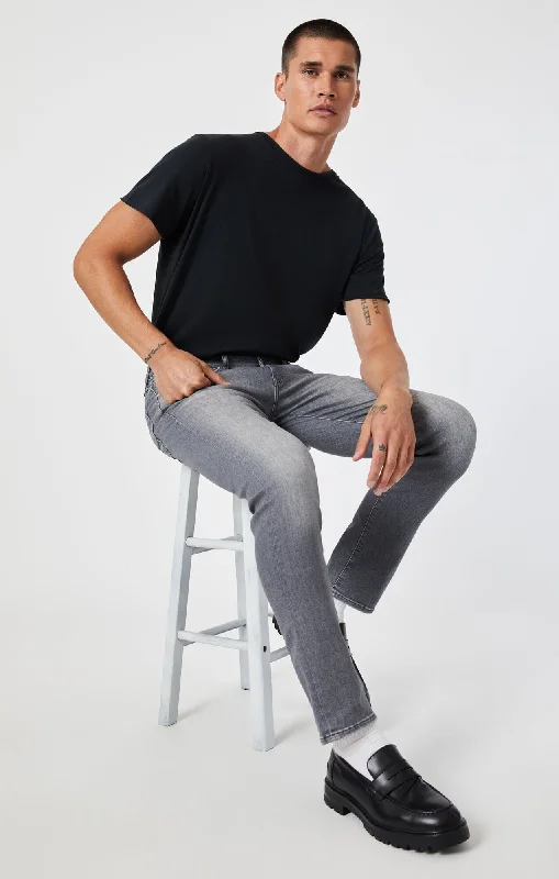 Men's Jeans with an Elastic Waistband for Ultimate ComfortMARCUS SLIM STRAIGHT LEG IN MID GREY FEATHER BLUE Men's Jeans with an Elastic Waistband for Ultimate ComfortMARCUS SLIM STRAIGHT LEG IN MID GREY FEATHER BLUE