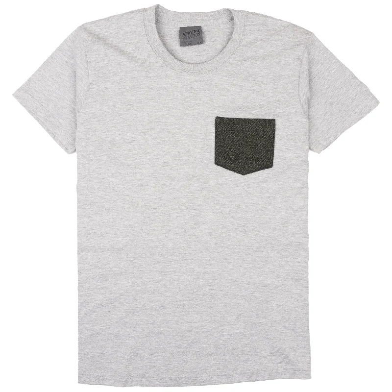 Men's Jeans with a Button - Fly for a Traditional and Classic AestheticPocket Tee - Heather Grey - Triple Yarn Twist Brushed Flannel - Forest Green Men's Jeans with a Button - Fly for a Traditional and Classic AestheticPocket Tee - Heather Grey - Triple Yarn Twist Brushed Flannel - Forest Green