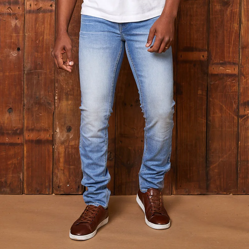 Plus Size Men's Straight Leg Jeans with Reinforced Knees for DurabilityRanger Slim Denim Indigo Fade Wash Plus Size Men's Straight Leg Jeans with Reinforced Knees for DurabilityRanger Slim Denim Indigo Fade Wash