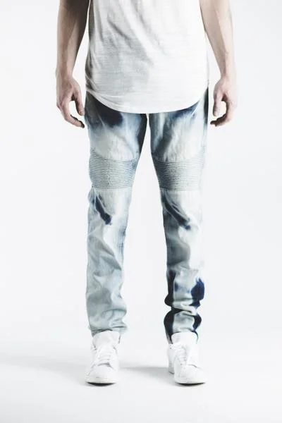 Men's Slim Fit Stretch Jeans in Dark Wash for a Modern and Comfortable LookSKYWALKER DENIM (BLEACH BLUE) Men's Slim Fit Stretch Jeans in Dark Wash for a Modern and Comfortable LookSKYWALKER DENIM (BLEACH BLUE)