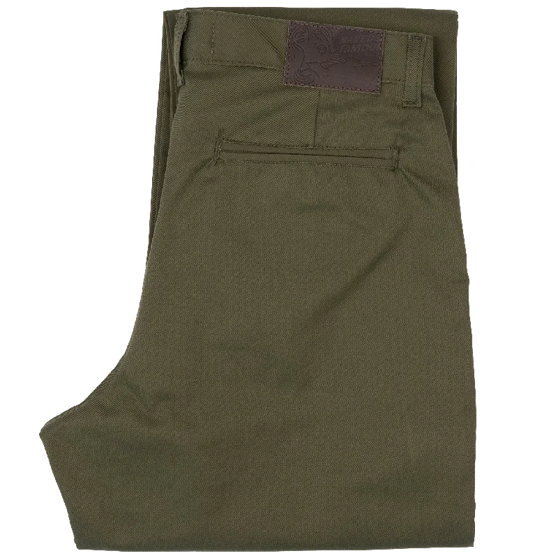 Men's Straight Leg Raw Denim Jeans for a Minimalist and Durable OptionStraight Chino - Green Stretch Twill