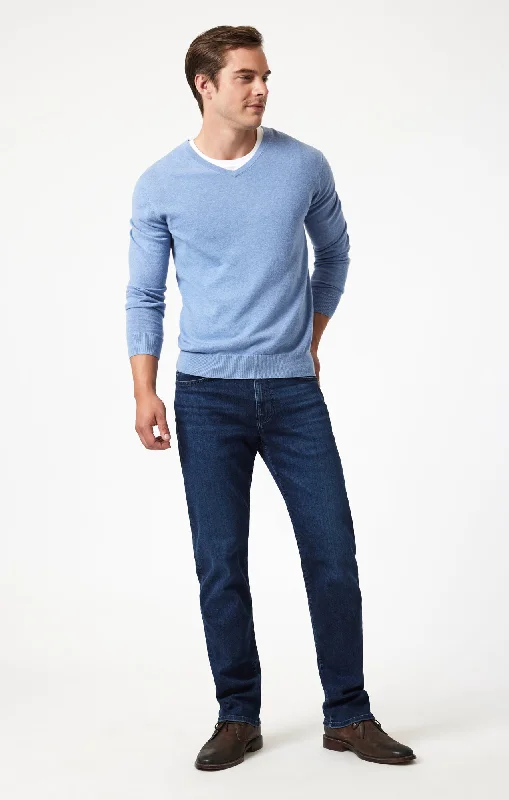 Men's Slim Fit Stretch Jeans in Dark Wash for a Modern and Comfortable LookZACH STRAIGHT LEG IN INK BRUSHED SUPERMOVE
