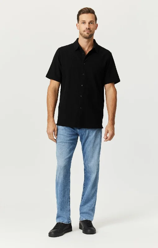 Men's Colored Jeans in Burgundy for a Bold and Fashion - Forward LookZACH STRAIGHT LEG IN LIGHT TONAL BRUSHED SUPERMOVE Men's Colored Jeans in Burgundy for a Bold and Fashion - Forward LookZACH STRAIGHT LEG IN LIGHT TONAL BRUSHED SUPERMOVE