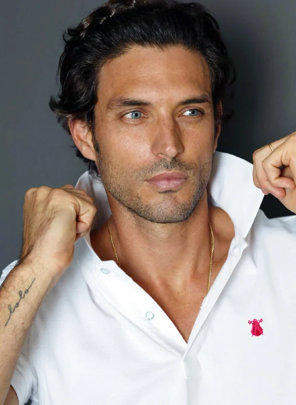 Men's budget - friendly basic polo shirts in multiple colorsPolo Classic Hombre Blanco Logo Rosa Capote Men's budget - friendly basic polo shirts in multiple colorsPolo Classic Hombre Blanco Logo Rosa Capote