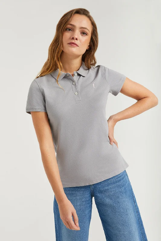 Men's color - block polo shirts with a bold fashion statementPolo de manga corta piqué gris con logo Rigby Go