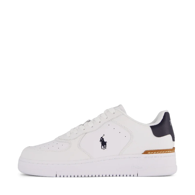 Men's high - collar polo shirts with a modern twistMasters Court Leather Sneaker White/Navy PP