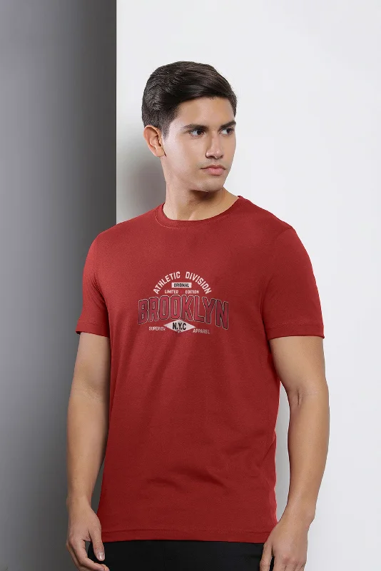 Men's long sleeve classic fit polo shirts with embroidered logosPolo Republica Men's Athletic Division Printed Crew Neck Tee Shirt Men's long sleeve classic fit polo shirts with embroidered logosPolo Republica Men's Athletic Division Printed Crew Neck Tee Shirt