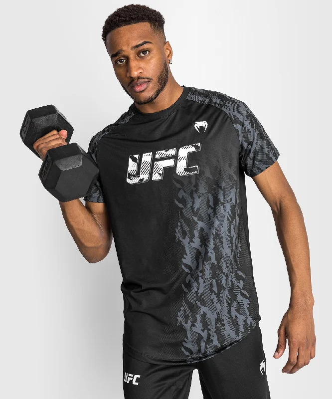 Men's polo t - shirts with a contrast collar for a preppy lookUFC Venum Authentic Fight Week Men's Performance Short Sleeve T-shirt - Black Men's polo t - shirts with a contrast collar for a preppy lookUFC Venum Authentic Fight Week Men's Performance Short Sleeve T-shirt - Black