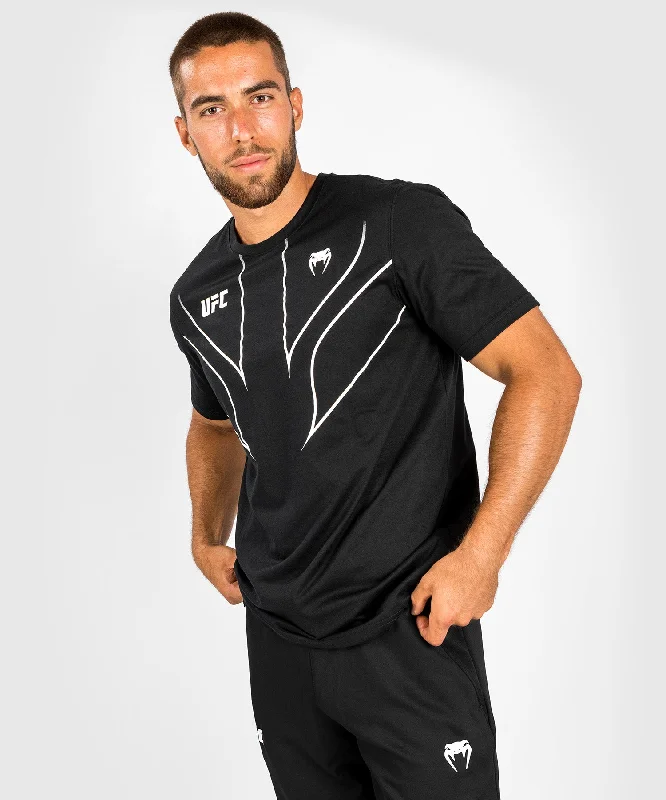 Men's v - neck muscle t - shirts for a body - building aestheticUFC Venum Fight Night 2.0 Replica Men's T-shirt - Black