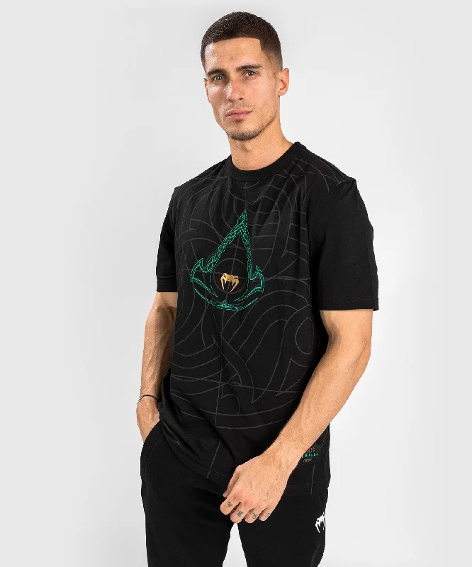 Men's smart - casual checkered t - shirts for semi - formal occasionsVenum Assassin's Creed Reloaded T-Shirt - Schwarz Men's smart - casual checkered t - shirts for semi - formal occasionsVenum Assassin's Creed Reloaded T-Shirt - Schwarz