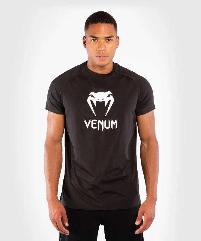 Men's polo t - shirts with a contrast collar for a preppy lookVenum Classic Dry Tech T-shirt - Black Men's polo t - shirts with a contrast collar for a preppy lookVenum Classic Dry Tech T-shirt - Black