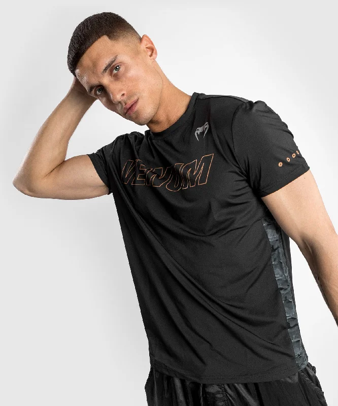 Men's smart - casual checkered t - shirts for semi - formal occasionsVenum Classic Evo Dry tech T-shirt - Black/Bronze Men's smart - casual checkered t - shirts for semi - formal occasionsVenum Classic Evo Dry tech T-shirt - Black/Bronze