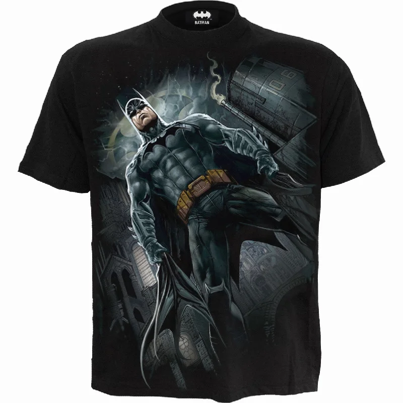Men's eco - friendly recycled t - shirts for sustainable fashion choicesBATMAN - CALL OF THE KNIGHT - T-Shirt Black Men's eco - friendly recycled t - shirts for sustainable fashion choicesBATMAN - CALL OF THE KNIGHT - T-Shirt Black