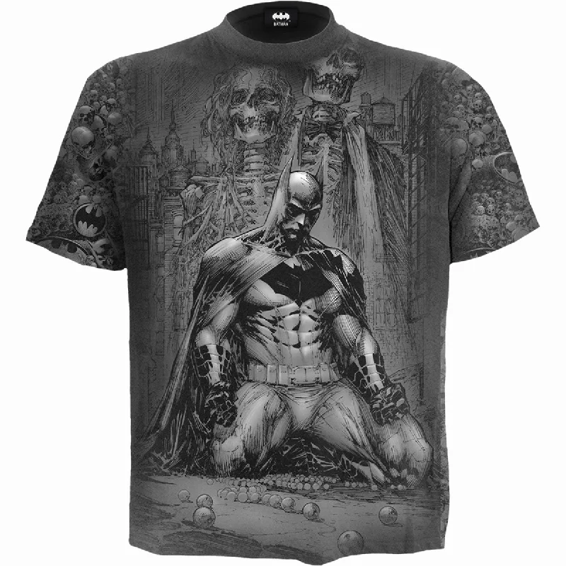 Men's thermal t - shirts with a high - neck design for cold weatherBATMAN - VENGEANCE WRAP - Allover T-Shirt Black