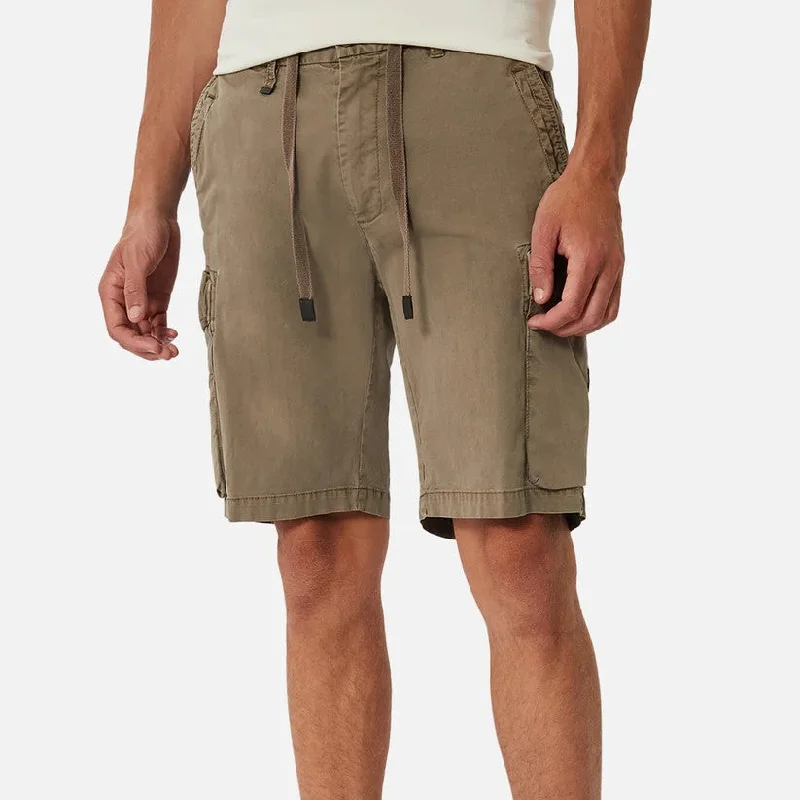 Men's ripped denim shorts for a trendy streetwear aestheticThe Lieutenant Combat Short - Khaki Men's ripped denim shorts for a trendy streetwear aestheticThe Lieutenant Combat Short - Khaki