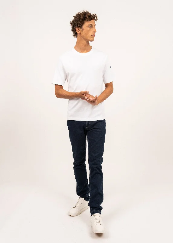 Men's pastel - colored cotton shorts for a spring - friendly outfitJasper knit jeans - comfort fit, in cotton (DENIM) Men's pastel - colored cotton shorts for a spring - friendly outfitJasper knit jeans - comfort fit, in cotton (DENIM)