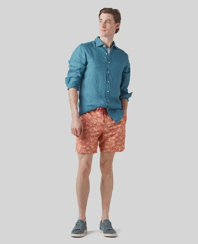 Men's pleated front twill shorts for a classic and sophisticated appearanceMain Beach 7" Resort Short - Sunset Men's pleated front twill shorts for a classic and sophisticated appearanceMain Beach 7" Resort Short - Sunset