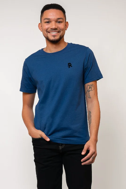 Men's polo t - shirts with a contrast collar for a preppy lookMens Icon T-Shirt
