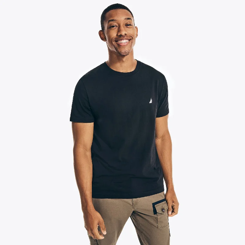Men's short - sleeve linen t - shirts for summer beach outingsNautica Mens Solid Crewneck T-Shirt