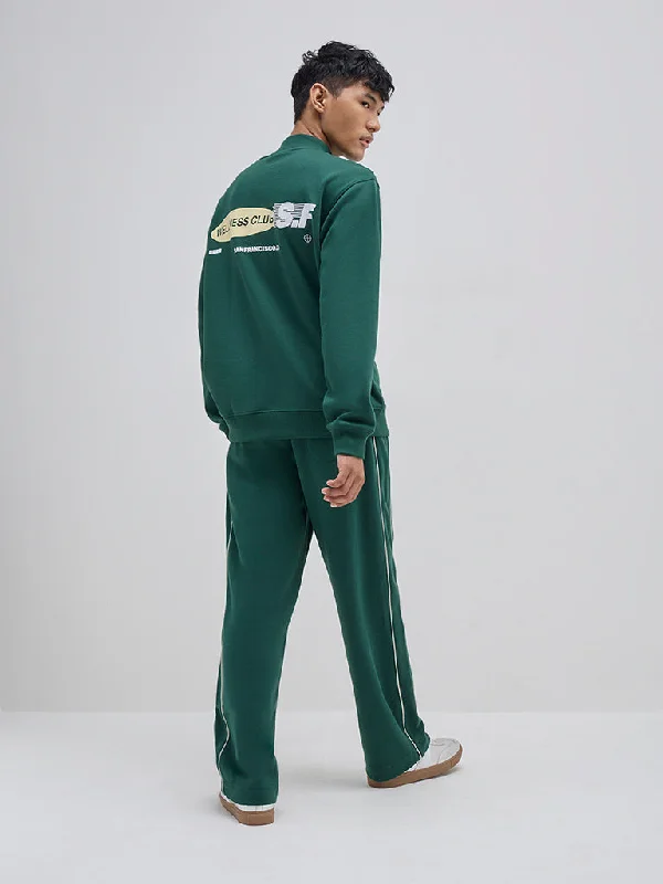 Men's distressed cotton shorts for a bohemian - inspired styleStudiofit Dark Green Relaxed-Fit Mid-Rise Track Pants Men's distressed cotton shorts for a bohemian - inspired styleStudiofit Dark Green Relaxed-Fit Mid-Rise Track Pants